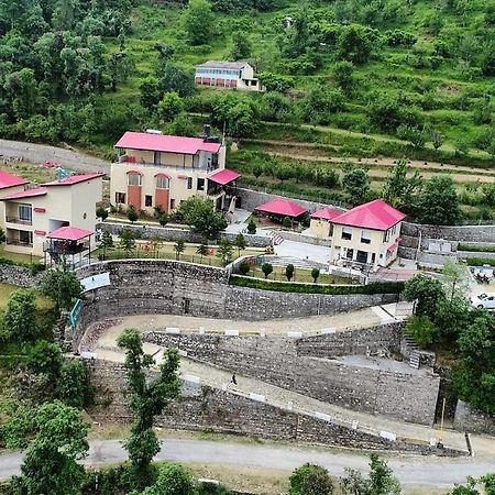Mist N Meadows Resort Rajgarh  Bagian luar foto