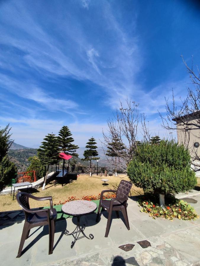 Mist N Meadows Resort Rajgarh  Bagian luar foto
