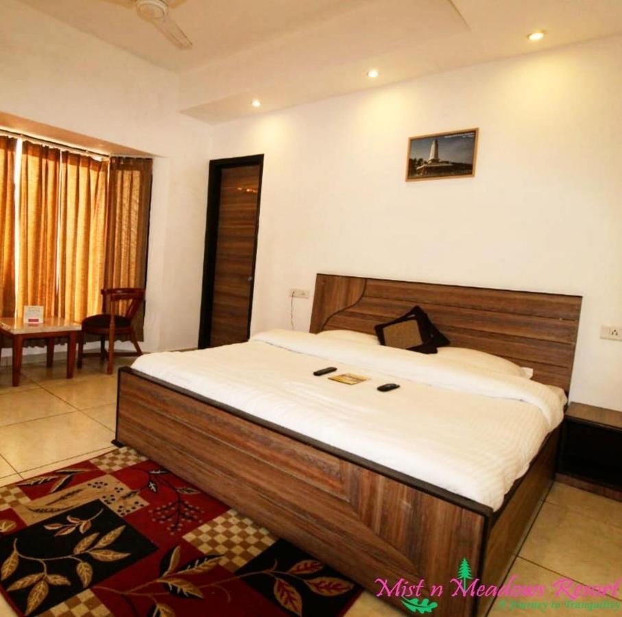 Mist N Meadows Resort Rajgarh  Bagian luar foto