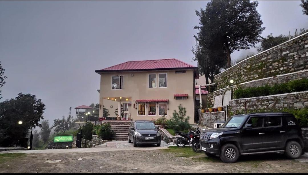 Mist N Meadows Resort Rajgarh  Bagian luar foto