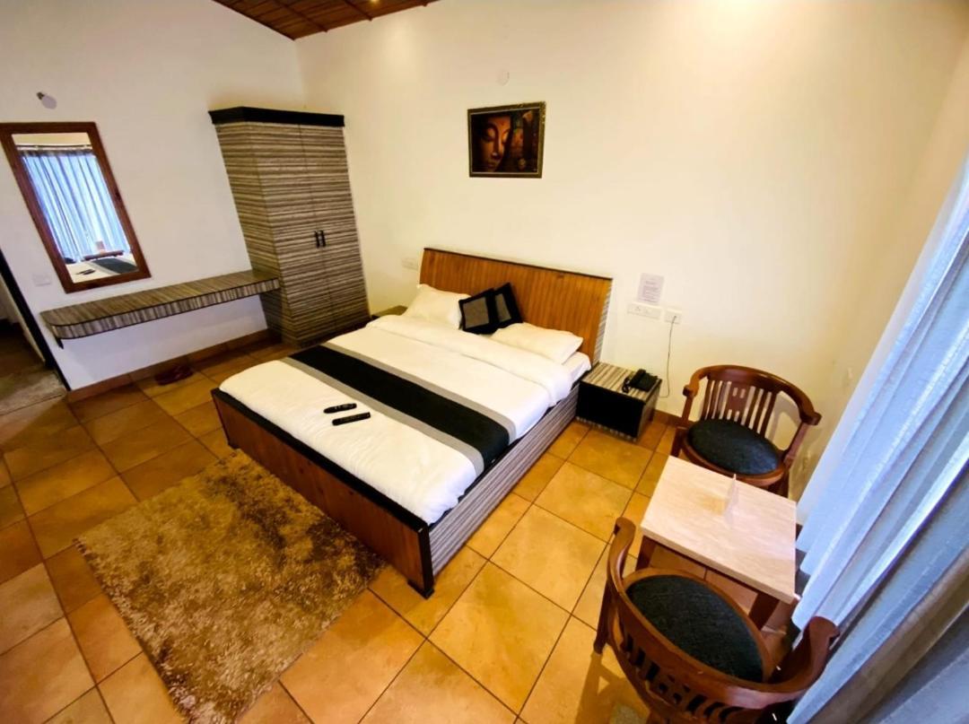 Mist N Meadows Resort Rajgarh  Bagian luar foto