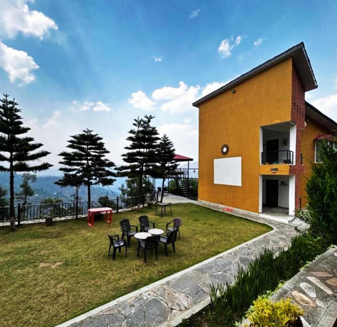 Mist N Meadows Resort Rajgarh  Bagian luar foto