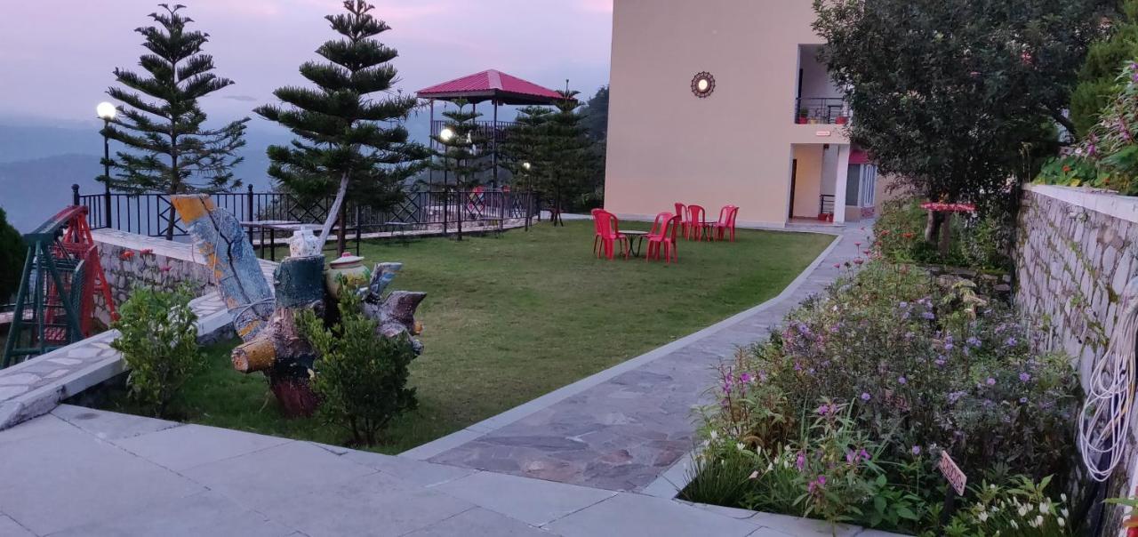 Mist N Meadows Resort Rajgarh  Bagian luar foto