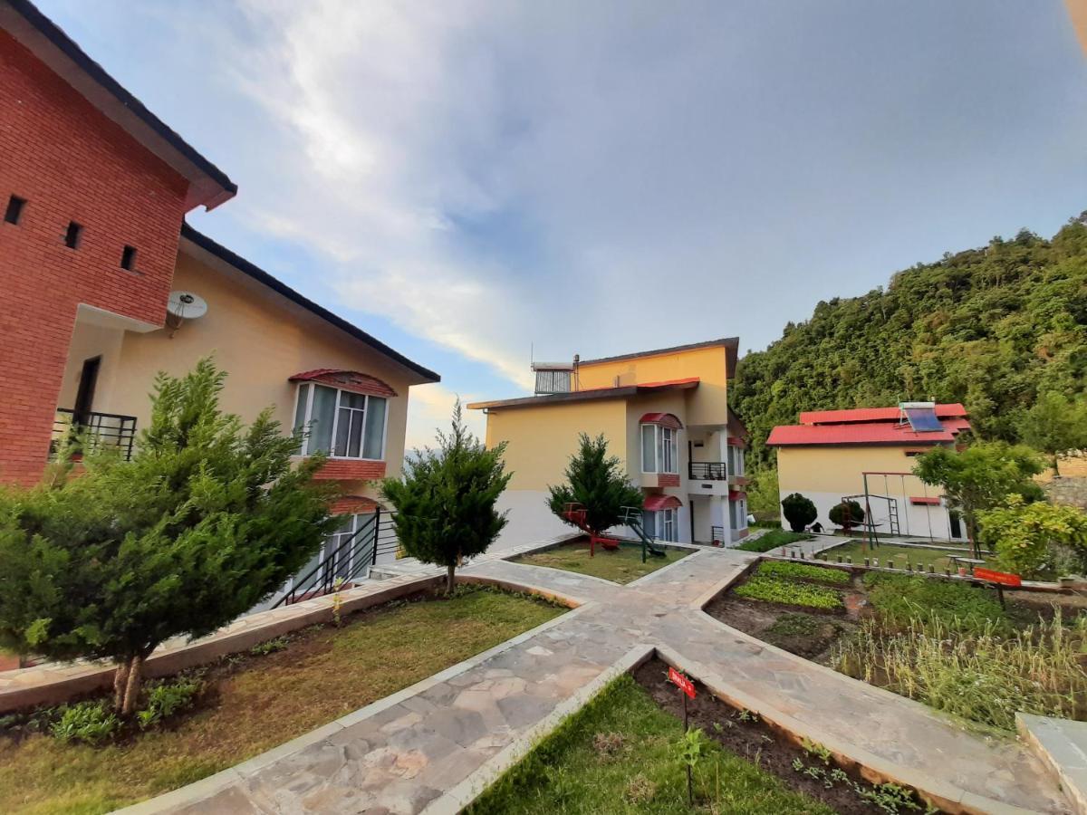 Mist N Meadows Resort Rajgarh  Bagian luar foto