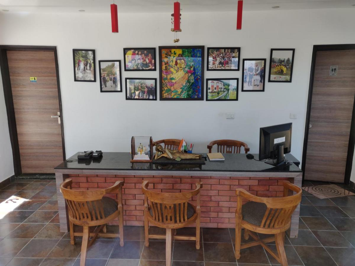 Mist N Meadows Resort Rajgarh  Bagian luar foto