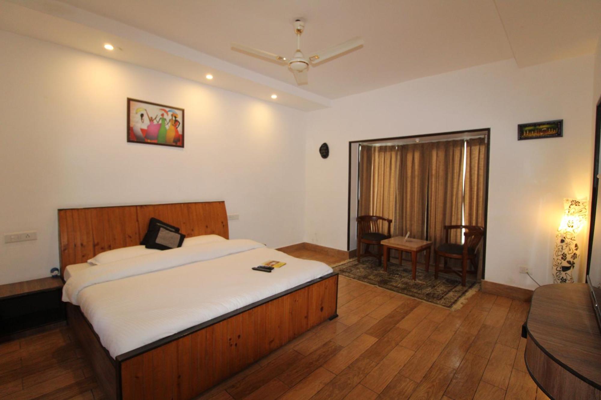 Mist N Meadows Resort Rajgarh  Bagian luar foto